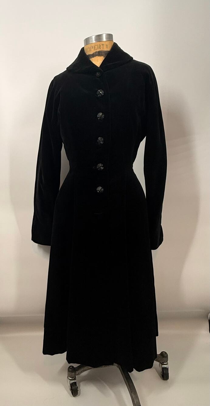 Vintage 1940s Black Silk Velvet Princess Coat Shawl Collar Starburst Buttons S/M